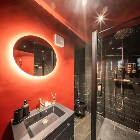 Cinema Prive Apartment